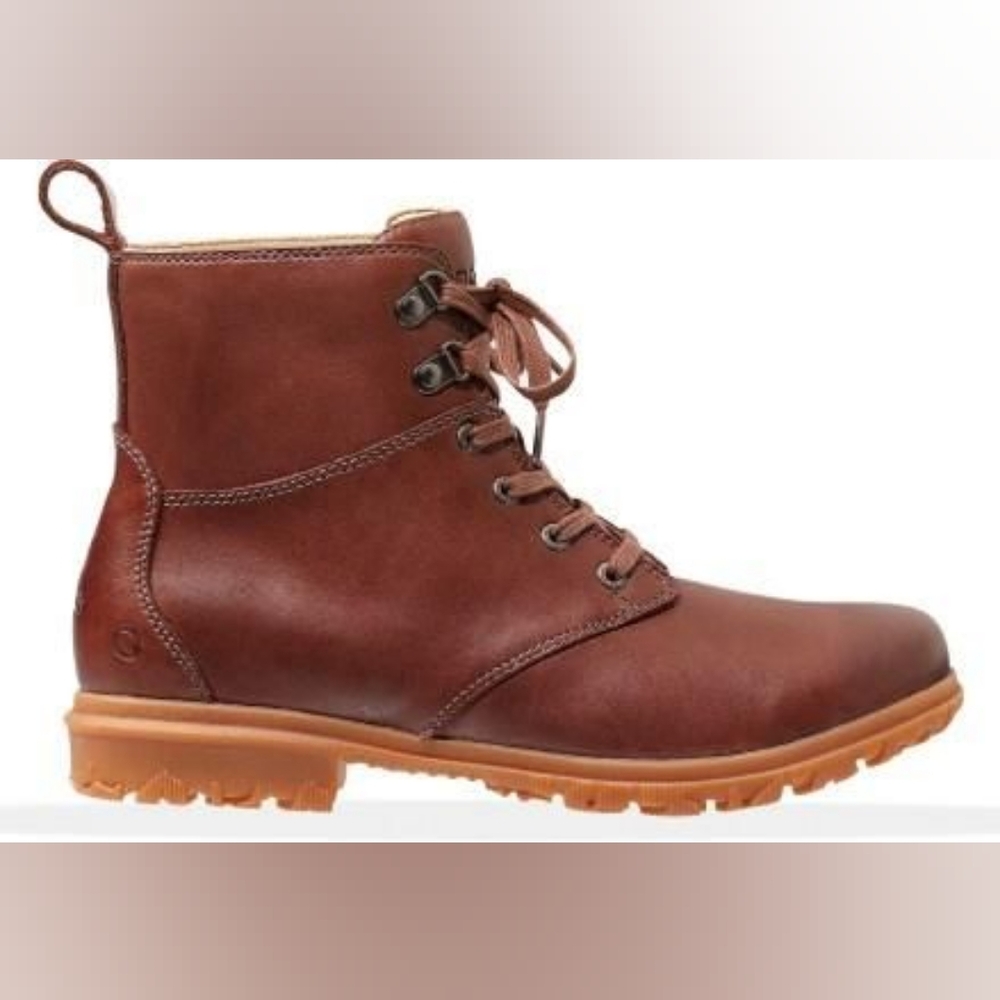 ISO Bogs Pearl Lace Leather Boot